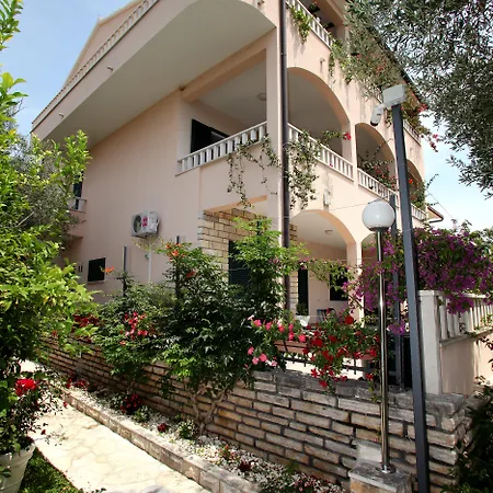 Sun Apartman Seget Vranjica
