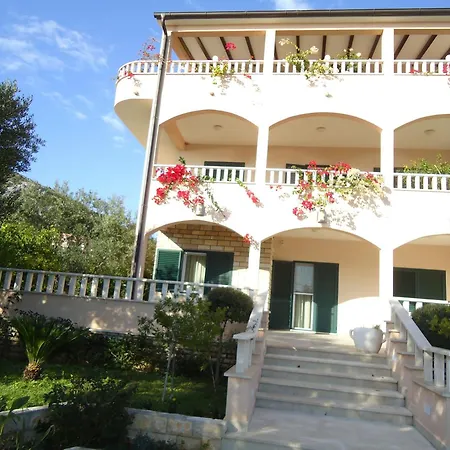 Sun Apartment