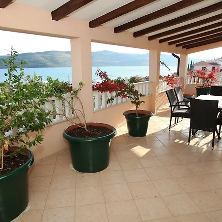 Apartman Sun Seget Vranjica