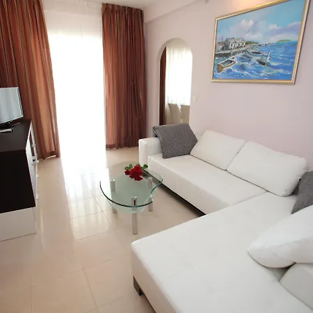 Sun Apartament *