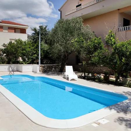Sun Apartament *
