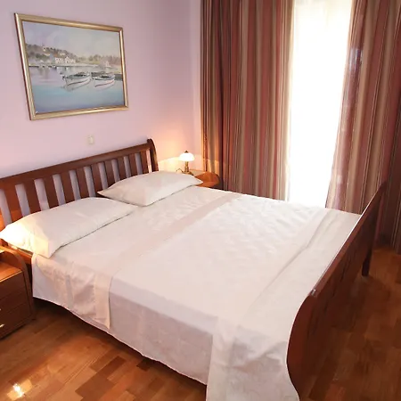 Apartman Sun Seget Vranjica