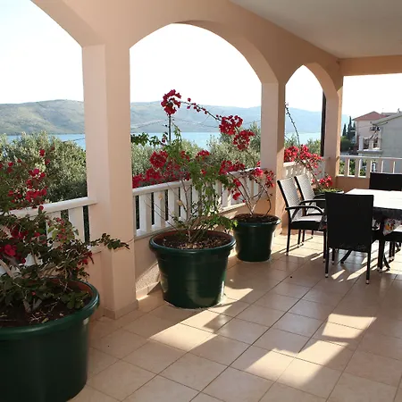 Apartman Sun Seget Vranjica
